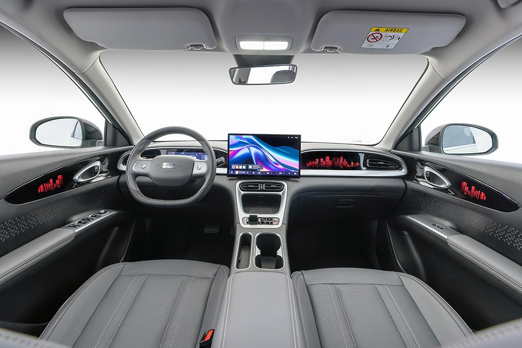 Geely EX2
